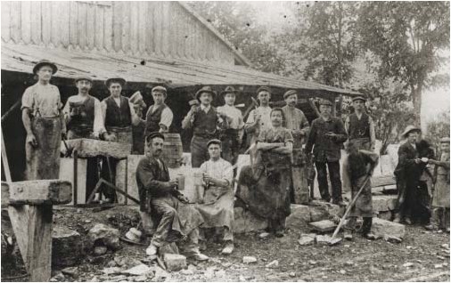 Foto der Belegschaft um 1910